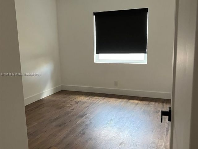 Home for rent at 311 SE 3rd Ave - photo 5453671