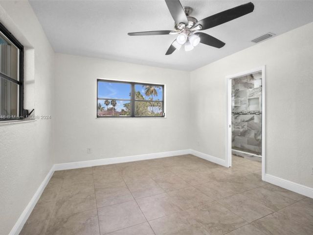 Home for sale at 4840 SW 141 AVE - photo 5448719