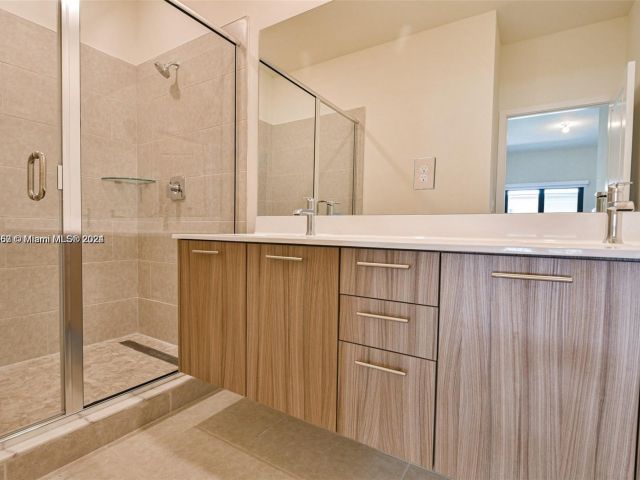 Home for sale at 4589 NW 83rd Path - photo 5442994