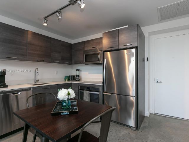 Apartment for sale  Unit #3103 - photo 5444282