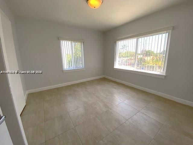Home for rent at 3433 SW 16th St 3433 - photo 5444388