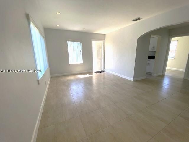 Home for rent at 3433 SW 16th St 3433 - photo 5444393