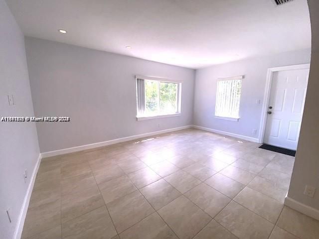 Home for rent at 3433 SW 16th St 3433 - photo 5444395