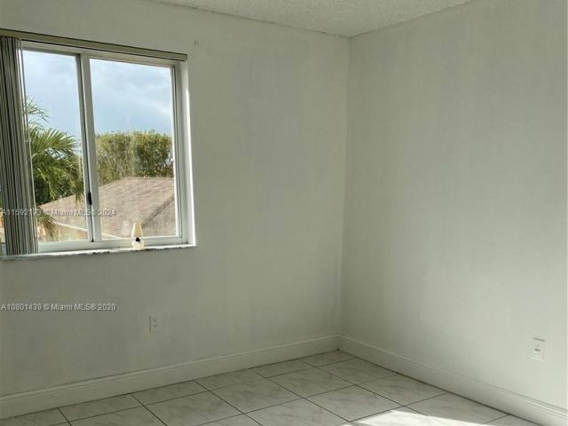 Home for rent at 16148 SW 138th Pl 16148 - photo 5443650