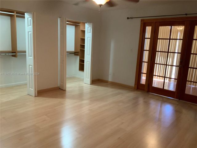 Home for rent at 3544 Estepona Ave 21S-4 - photo 5443450