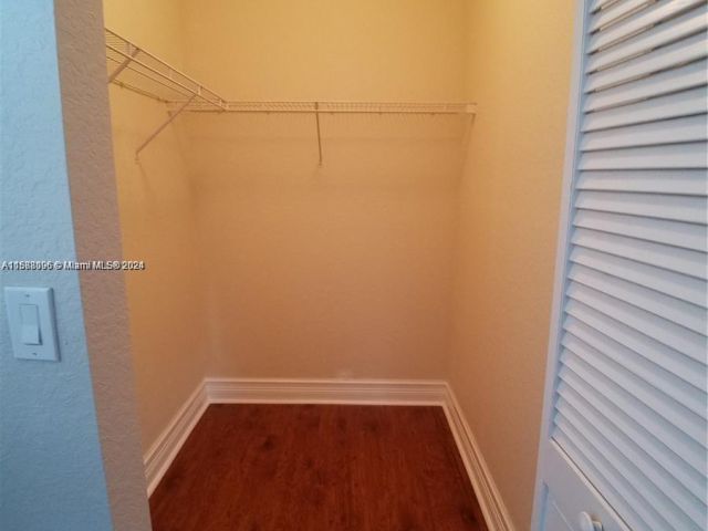 Home for rent at 413 SW 5th St 413 - photo 5445255