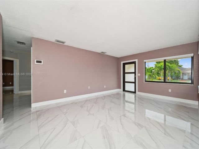 Home for sale at 17801 SW 114th Ave - photo 5448366