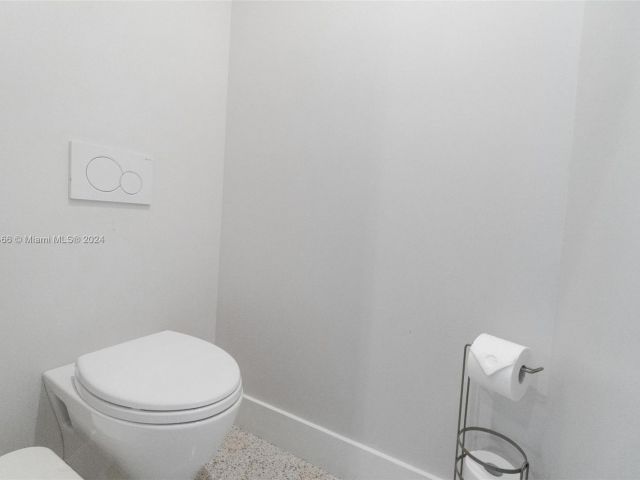 Home for rent at 1348 SW 15th St - photo 5446273