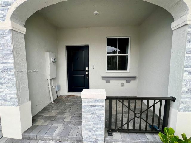 Home for rent at 16225 SW 288th Ter - photo 5456612