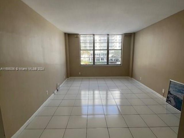 Apartment for rent  Unit #3D - photo 5451952