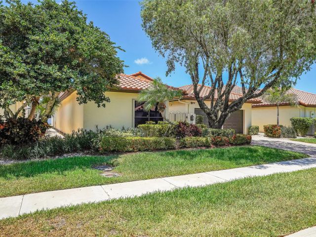 Home for sale at 22660 Esplanada Cir - photo 5511685