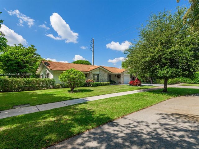 Home for sale at 8350 SW 83rd St - photo 5463480