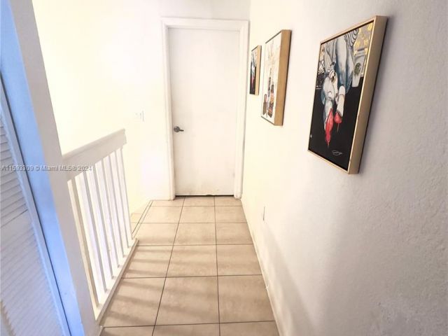 Home for rent at 2090 NE 167th St 2-113 - photo 5459550
