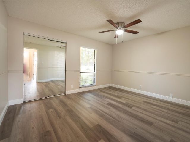 Home for rent at 2101 NW 101st Ter - photo 5451003