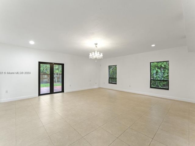 Home for sale at 10670 SW 87th Ave - photo 5451140