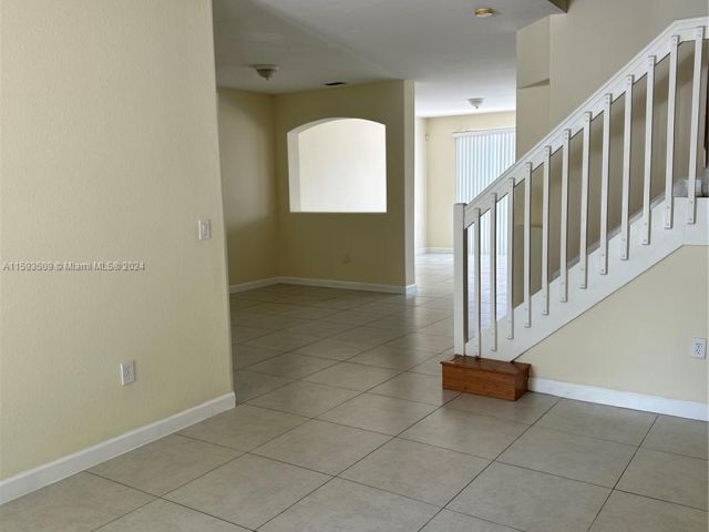 Home for sale at 10967 NW 79th St 10967 - photo 5455123