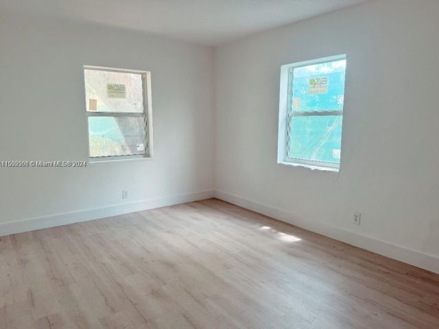 Home for rent at 106 NW 28th Ter 0 - photo 5451624