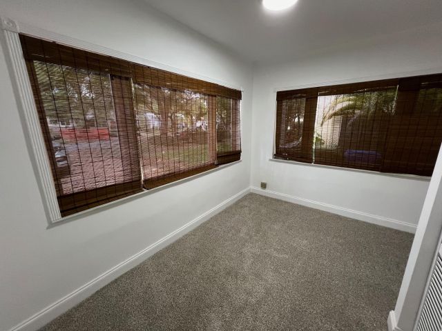 Home for rent at 532 NE 12th Ave - photo 5469433