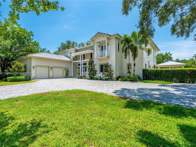 Home for sale at 8200 SW 111th Ter - photo 5454938