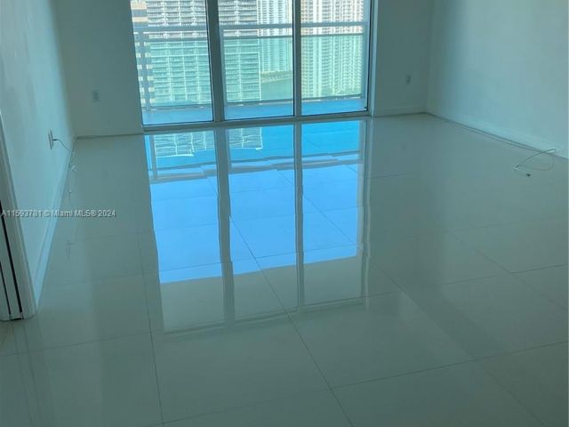 Apartment for rent  Unit #3208 - photo 5456553