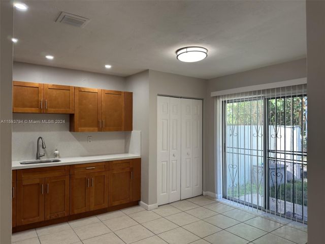 Home for rent at 19453 NW 28th Ct - photo 5453844