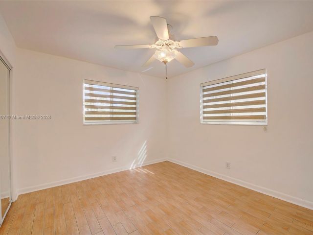 Home for rent at 5802 N Jefferson St 0 - photo 5456070