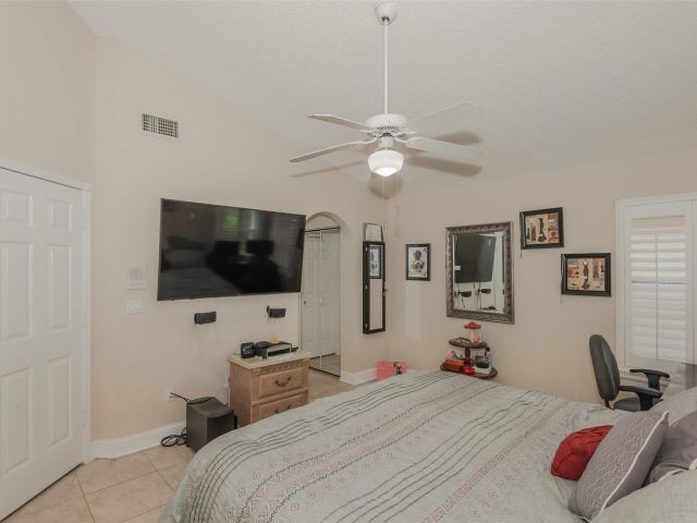 Home for sale at 1653 SW 158th Ter - photo 5461568