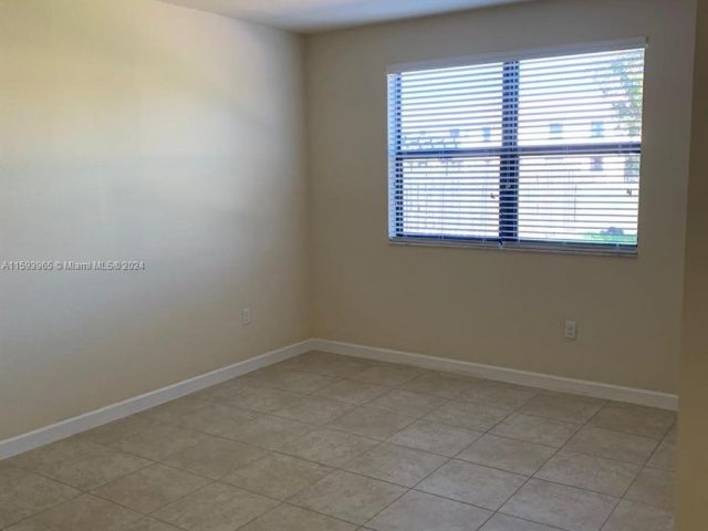 Home for rent at 23281 SW 114th Pl 23281 - photo 5457207