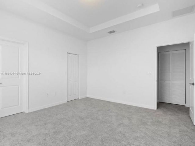 Home for rent at 704 SE 14 st - photo 5458041