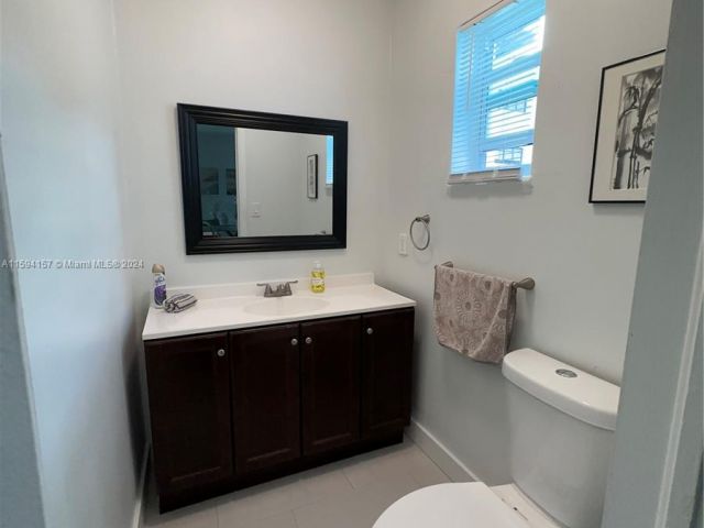 Home for rent at 435 NE 71st St 0 - photo 5462502