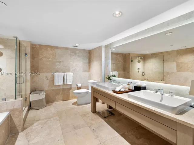 2-bedroom condo for rent in Miami Beach -  - MondialRealty