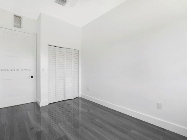 Home for sale at 1215 W Las Olas Blvd 1215 - photo 5459959