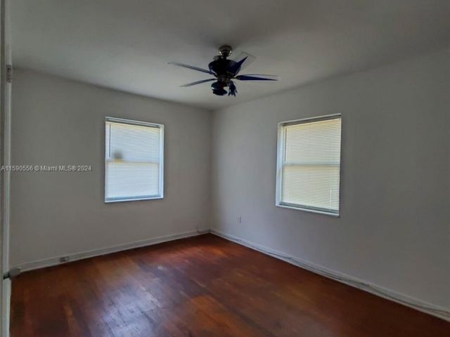 Home for rent at 1565 NE 141st St - photo 5501791