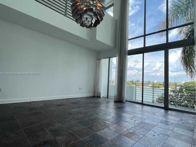 Home for sale at 171 N Shore Dr 171-2 - photo 5460376