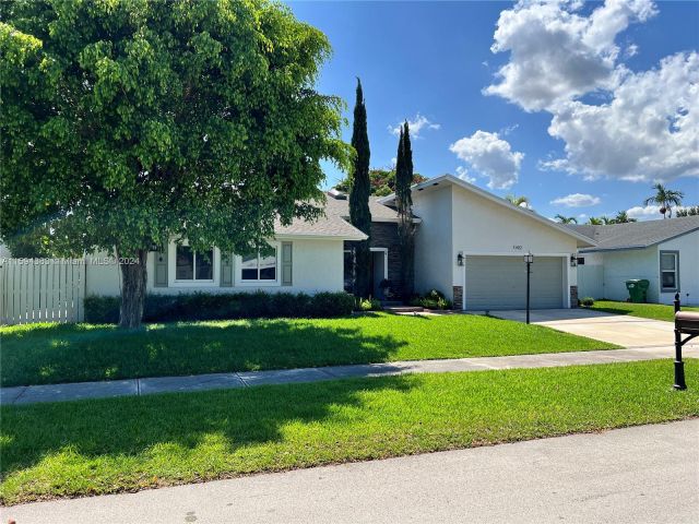 Home for sale at 11412 SW 129th Pl - photo 5462242