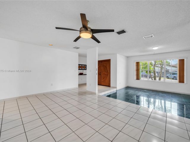 Home for sale at 8121 SW 89th Ave - photo 5461163