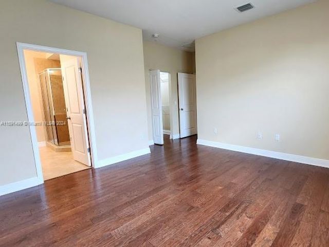 Home for rent at 8285 Cascada Isles Dr 8285 - photo 5461237