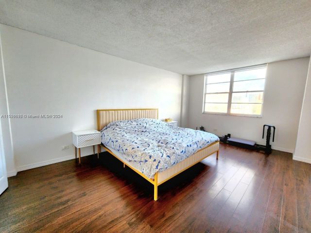 Apartment for sale  Unit #1201 - photo 5462156