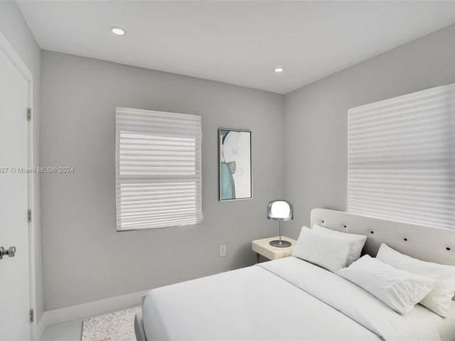 Home for sale at 4212 NW 3rd Ave - photo 5480196