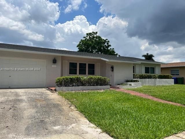 Home for rent at 11141 NW 19th St - photo 5470048