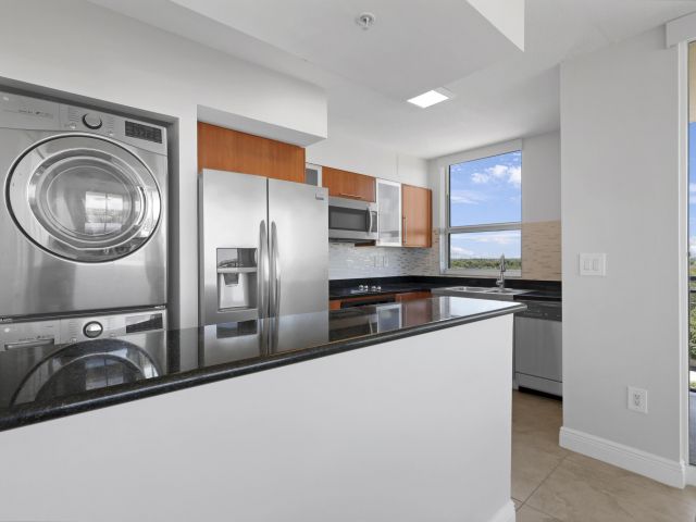 Apartment for sale  Unit #813n - photo 5468934