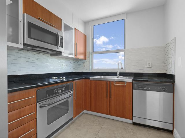 Apartment for sale  Unit #813n - photo 5468936