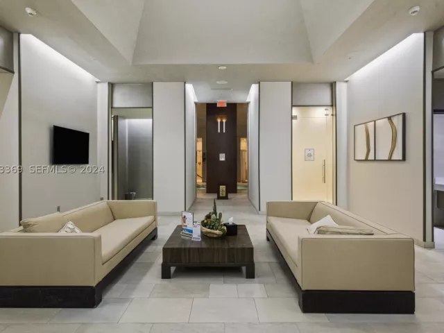 3-bedroom condo for rent in Hallandale Beach - 1800 S Ocean Dr 1401 - MondialRealty