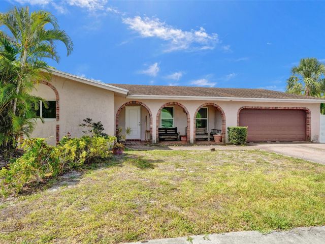 Home for sale at 1780 SW 12th St - photo 5496514