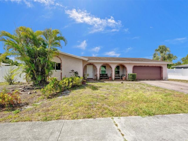 Home for sale at 1780 SW 12th St - photo 5496515