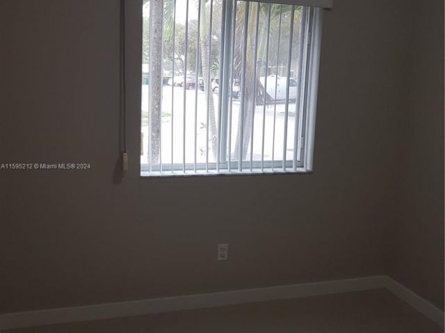 Home for rent at 17512 SW 139th Ct 17512 - photo 5468780