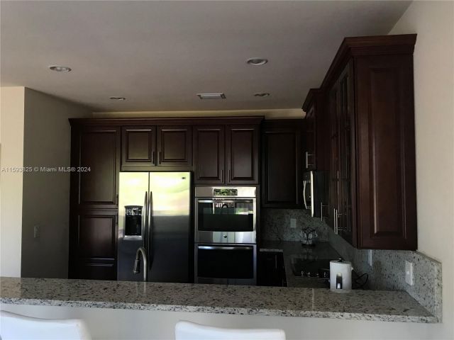 Home for sale at 10021 NW 87th Ter - photo 5467054