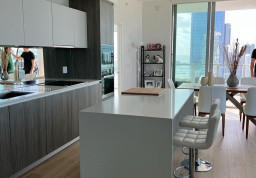 Apartment #4209 at Biscayne Beach