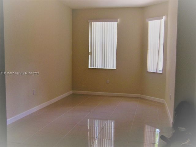 Home for rent at 11373 SW 137 PSGE - photo 5468555