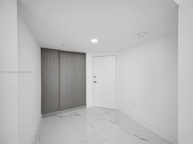 Apartment for sale  Unit #1713 - photo 5470262